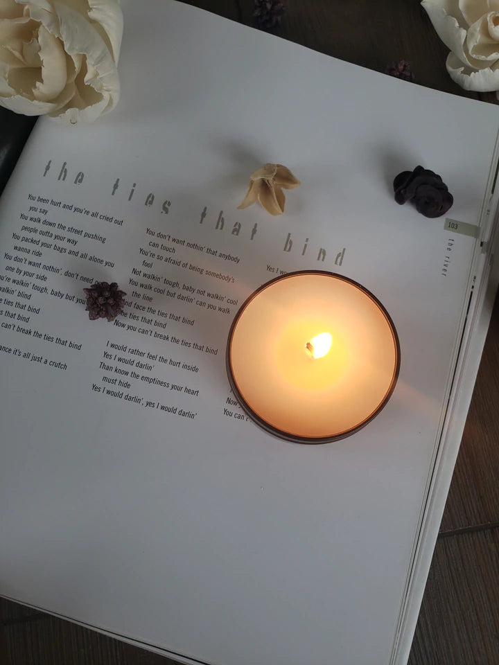 Kona earth candle
